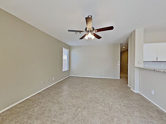 3rd image of 193 E Rock Wren Dr