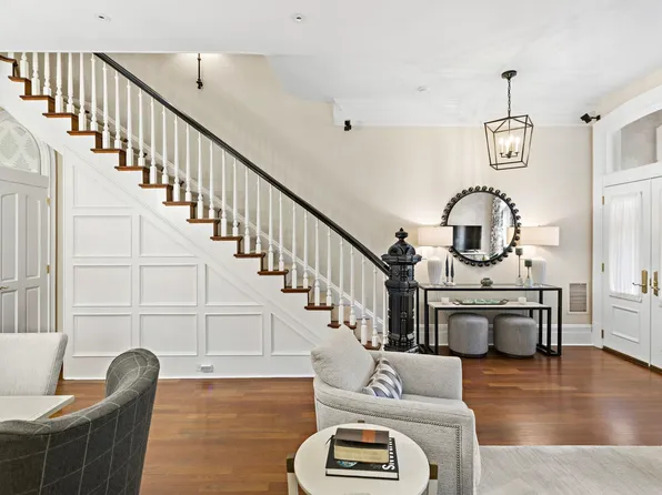 630 Hudson Street image 20 of 50