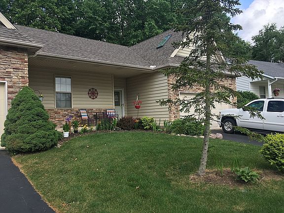 3rd image of 2511 White Pine Cir