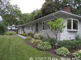 12 Foster St, Barrington, RI 02806