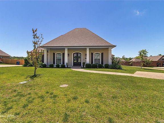5th image of 2110 Hollow Wood Way