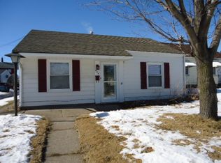 834 S Elsie Ave, Davenport, IA 52802