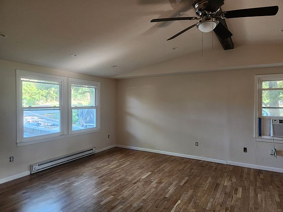 Living Room (hardwood floors)