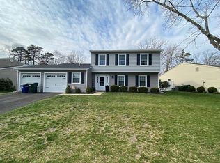 21 Markwood Dr, Howell, NJ
