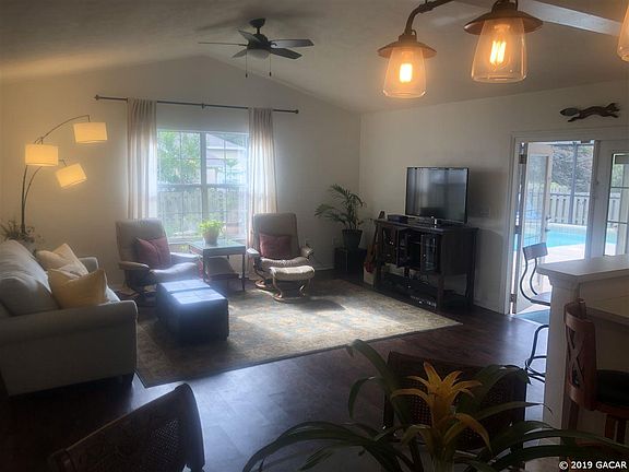 4th image of 8727 NW 10th Pl