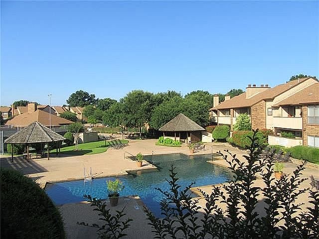 Pool 1