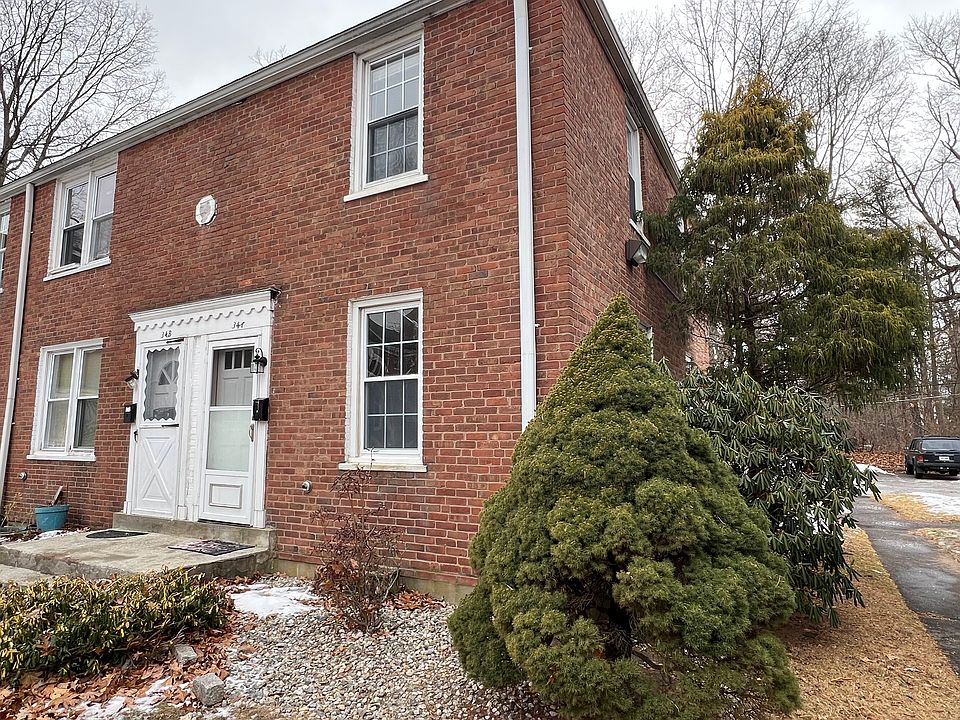 1st image of 34 Garden Dr APT A