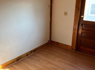25-27 S A St, Taftville, CT 06380