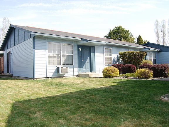 2nd image of 1204-1206 S 40th Ave #1204B