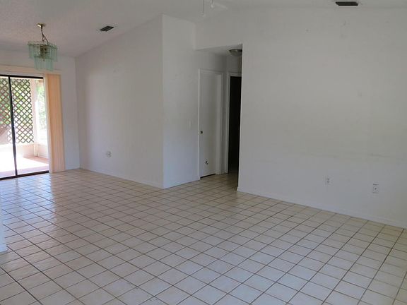 2nd image of 1509 Talbott St SE
