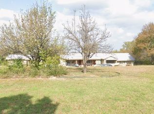 2700 N Valley Mills Dr, Waco, TX 76710