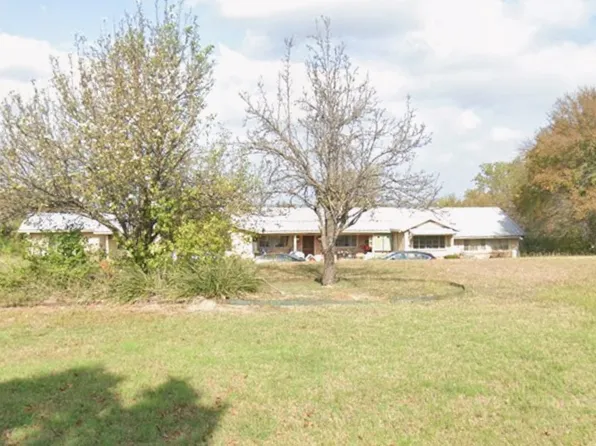 2700 N Valley Mills Dr, Waco, TX 76710