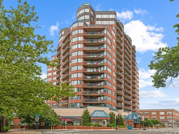 25 Forest Street APT 15G, Stamford, CT 06901