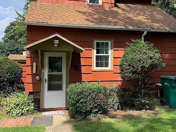2nd image of 10247 Hall Ave