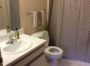 15745 Goddard Rd APT 104, Southgate, MI 48195