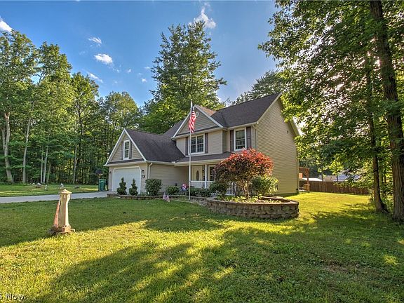 5th image of 2157 Flame Lake Dr