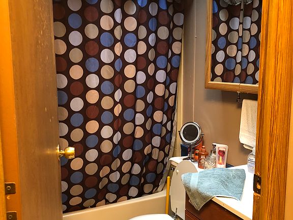 2nd full bathroom