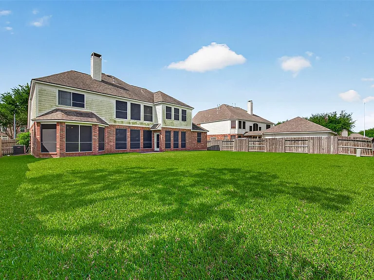 5911 Indian Hills Ln — Photo 5