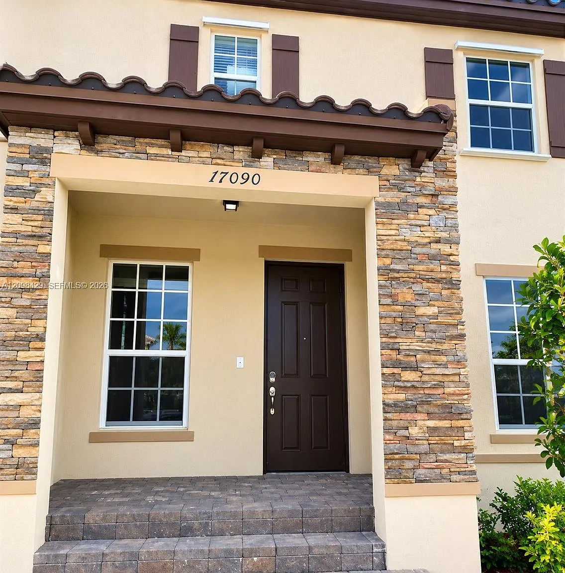 Kendall Commons Townhomes — Photo 1