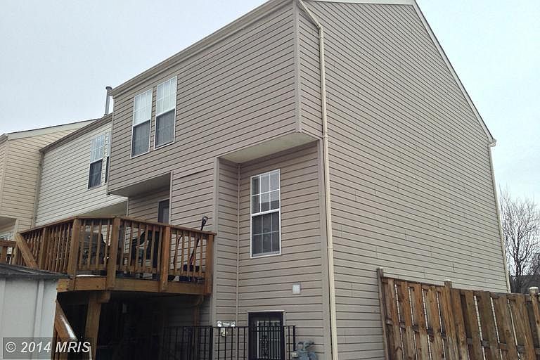 2nd image of 8601 Walcott Ct