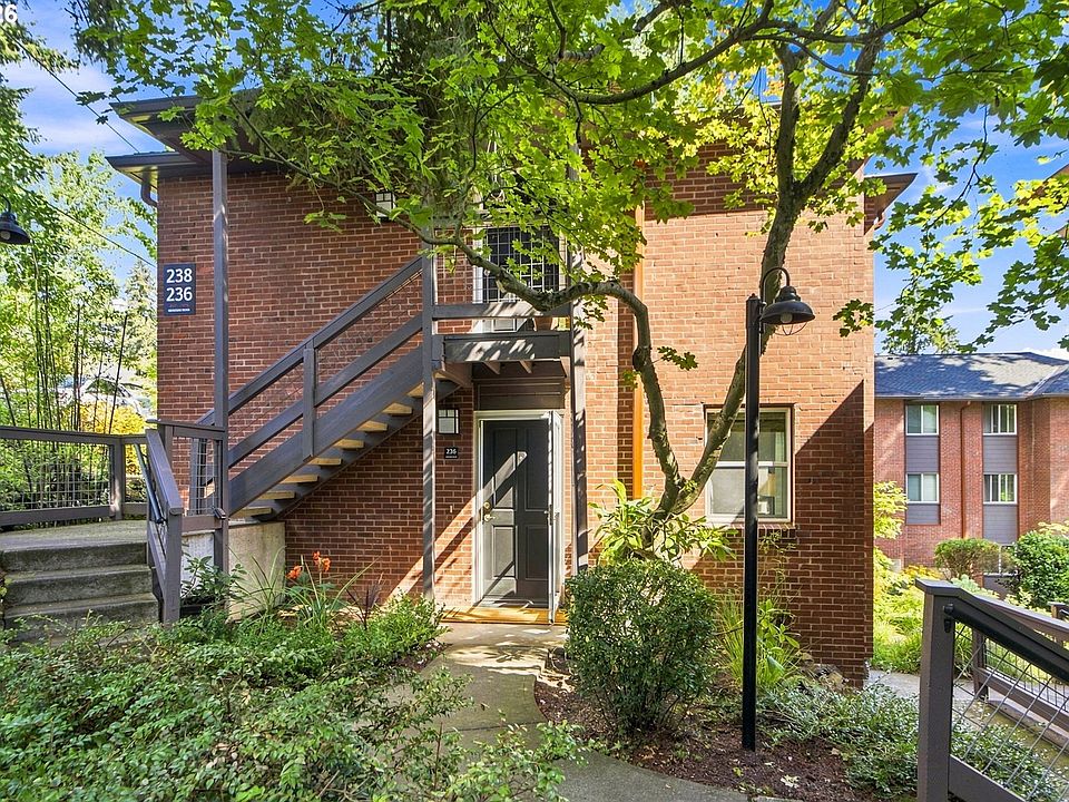 1st image of 236 Ridgeway Rd #16A