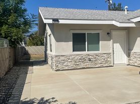 25574 Amanda St