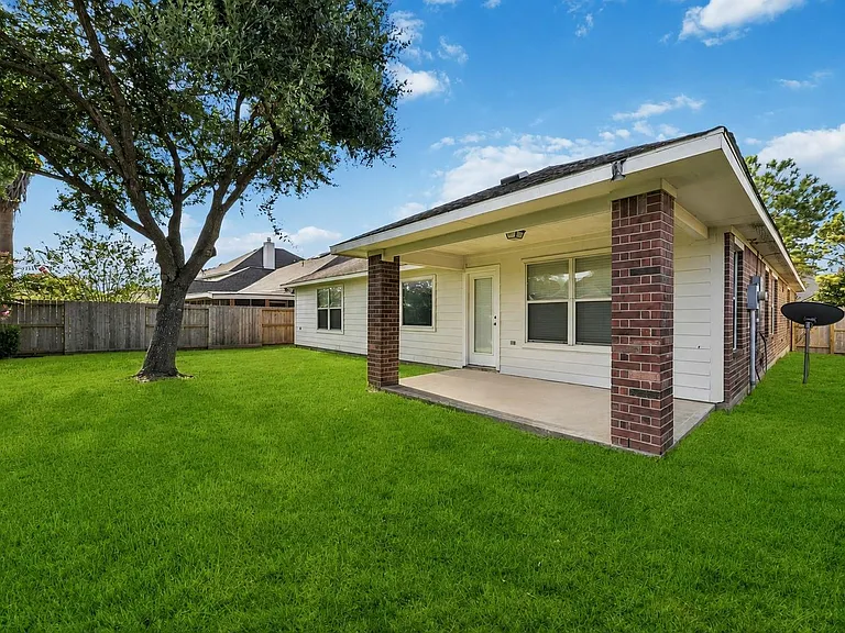 11609 Spill Creek Dr — Photo 15