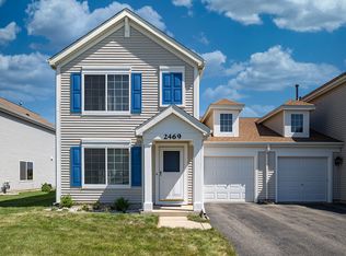 2469 Roxbury Ln, Montgomery, IL 60538