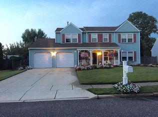 24 Glamis Rd, Blackwood, NJ 08012