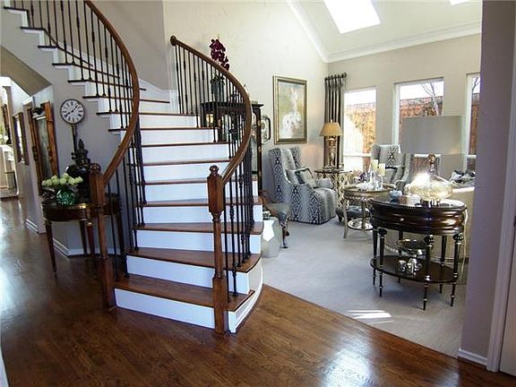 3rd image of 8620 Wellington Point Dr