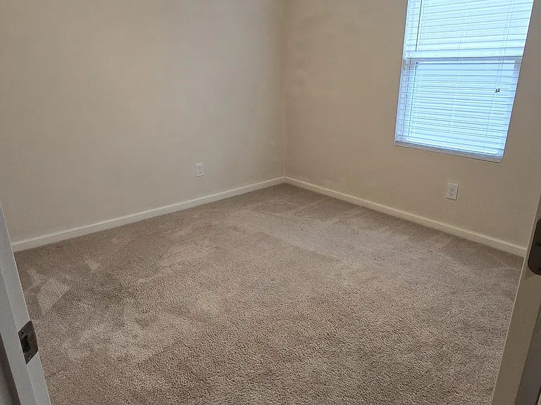 5914 Maple St — Photo 16