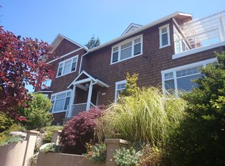 2208 29th Ave W, Seattle, WA 98199