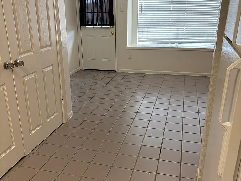 3746 Laura Leigh Ln — Photo 8