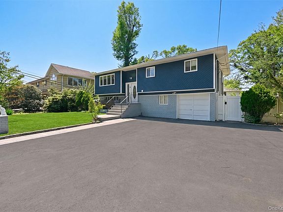 2nd image of 18 Park Drive E