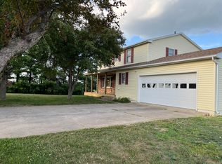 9007 Jody Dr, Cedar Rapids, IA 52404