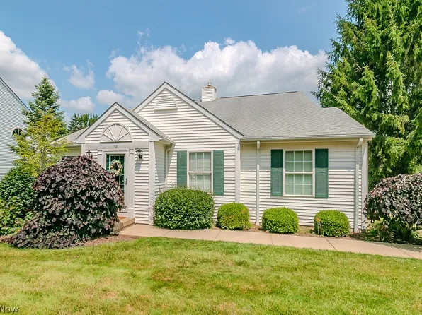 118 Kensington Ct, Aurora, OH 44202