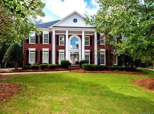 8612 Aberdeen Wood Ct, Charlotte, NC 28226