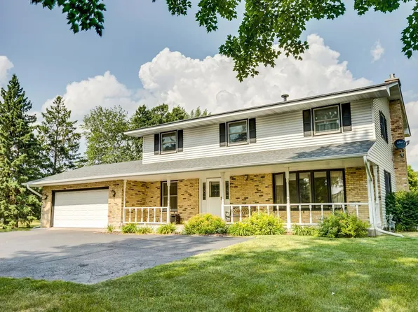 10204 67th Ln N, Stillwater, MN 55082