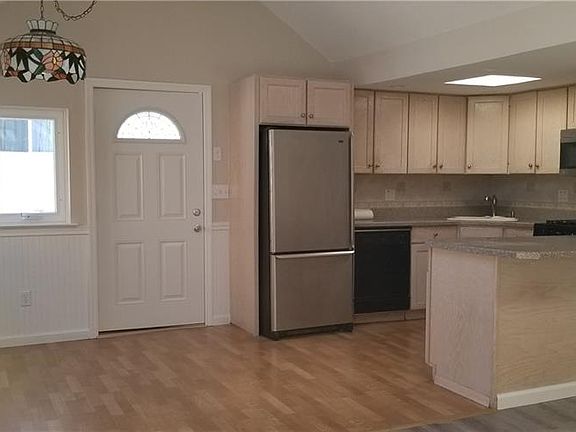 5th image of 30B Carroll St #B