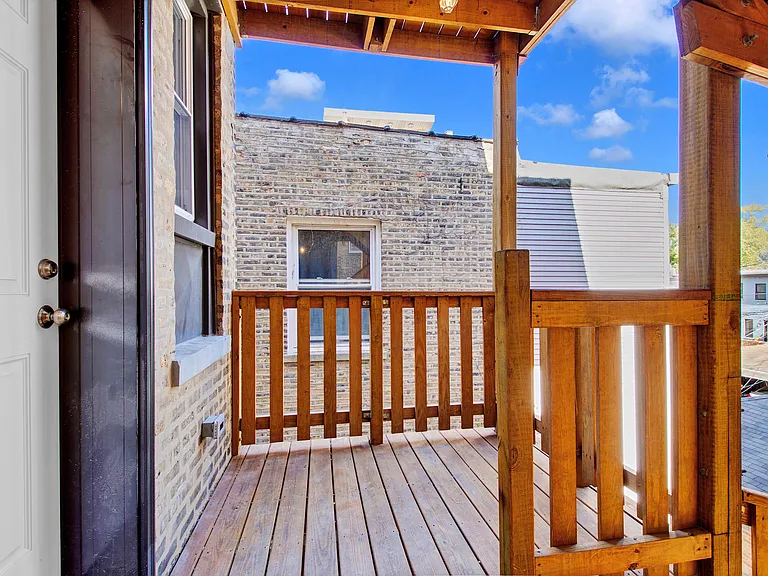 4705 N Talman Ave #1 — Photo 10