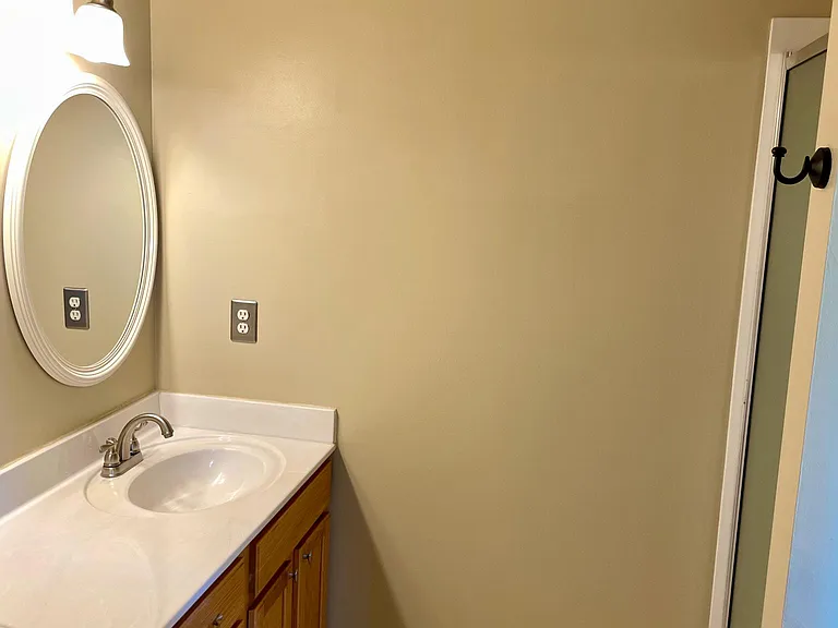6765 Greenbriar Curv — Photo 9