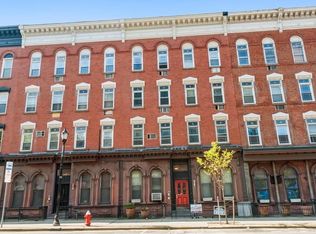 207 14th St #3L, Hoboken, NJ 07030