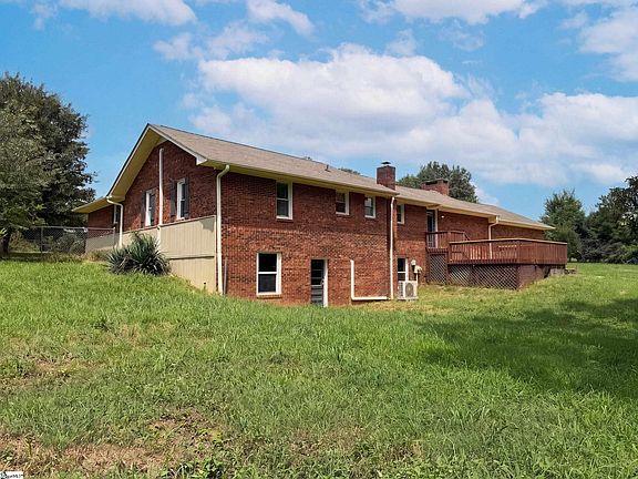 5th image of 161 Skinner Rd