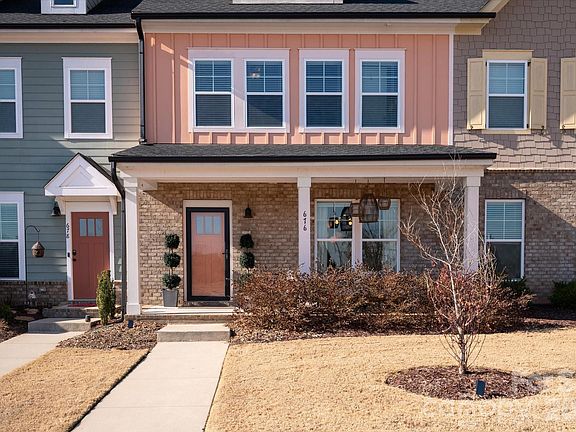 2nd image of 676 Dunkins Ferry Rd