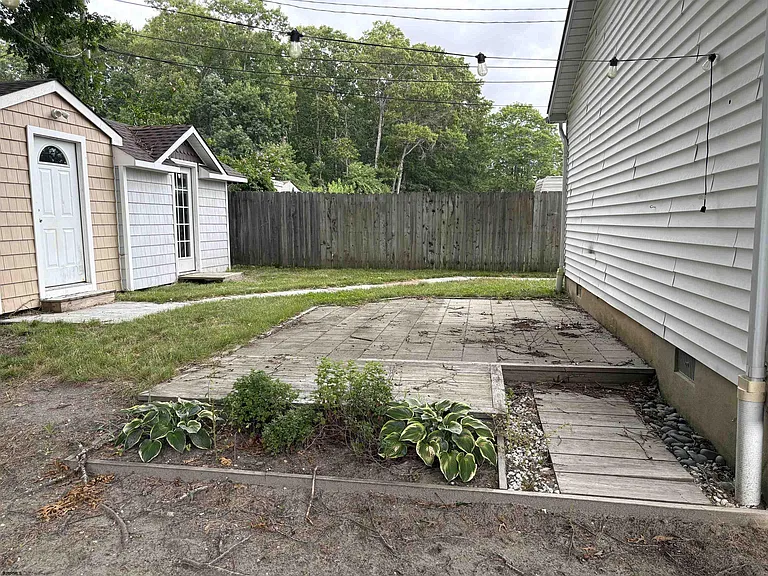 409 Spruce Ave — Photo 13