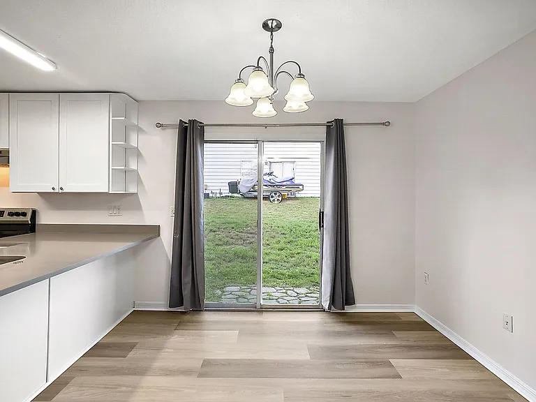 202 Fernwood St #1 — Photo 11
