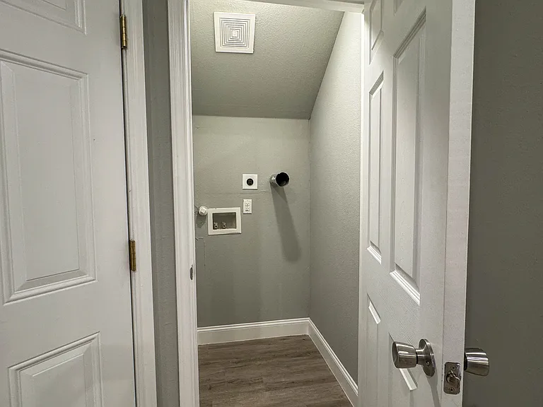 2311 Abilene St — Photo 16