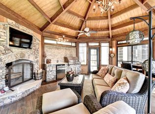 7045 Brixton Pl, Suwanee, GA 30024