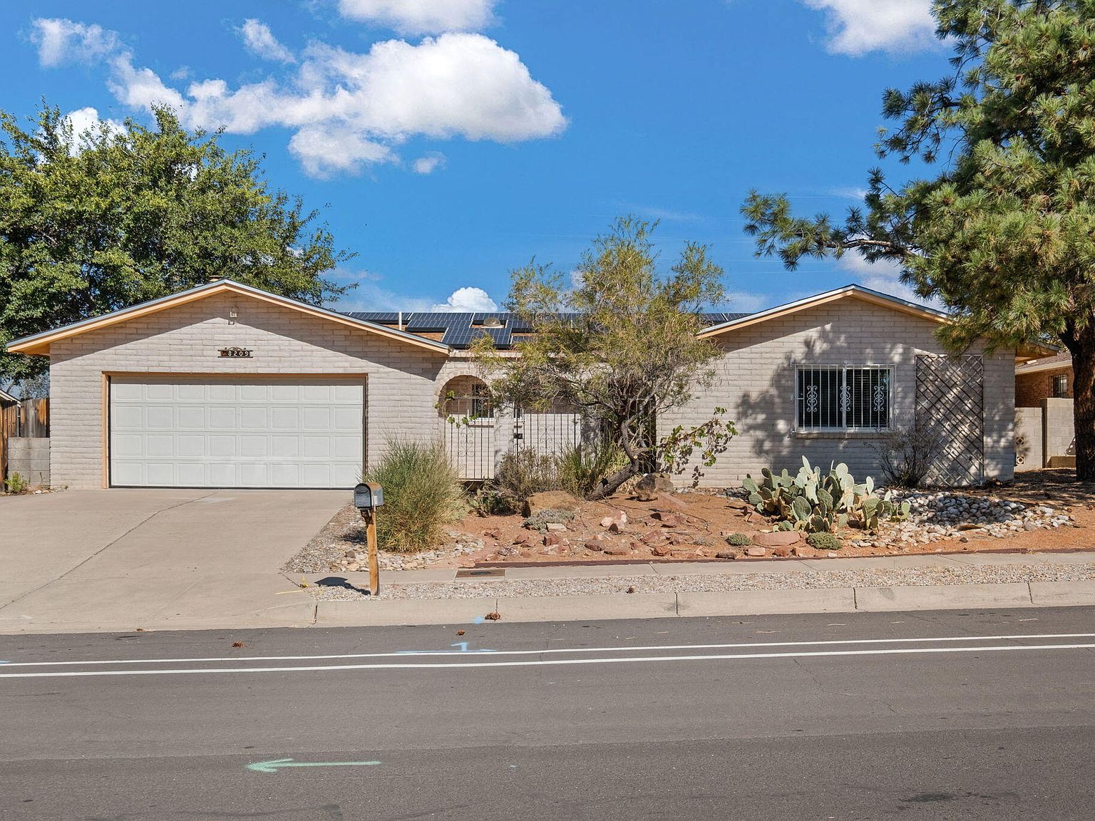 8209 Cherry Hills Dr NE, Albuquerque, NM 87111 | Zillow