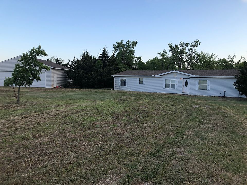 1st image of 2409 E Paradise Ln